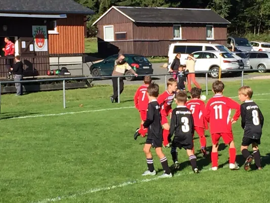 19.09.2015 Morgenr.-Rautenkr. vs. VfB Lengenfeld 1908